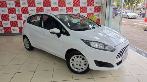 FORD FIESTA 1.6 SE HATCH 16V FLEX 4P MANUAL FORD FIESTA 1.6 SE HATCH 16V FLEX 4P MANUAL